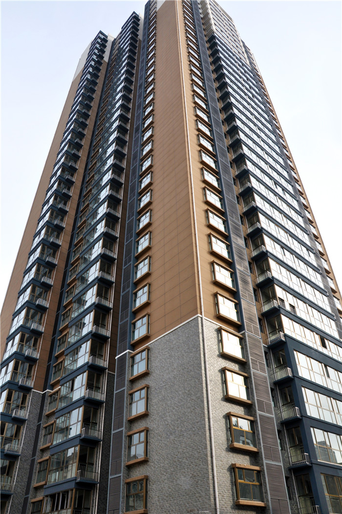 9、中鐵橋隧分公司1#住宅樓.JPG